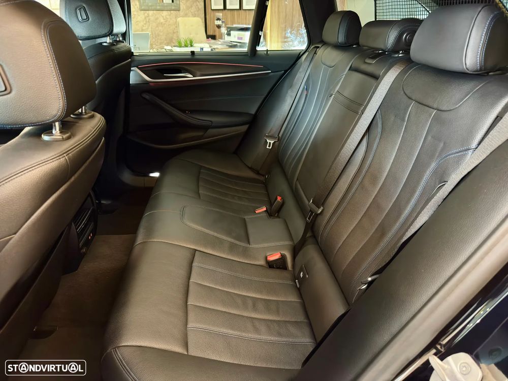 BMW 520 d Pack Desportivo M Auto - 17