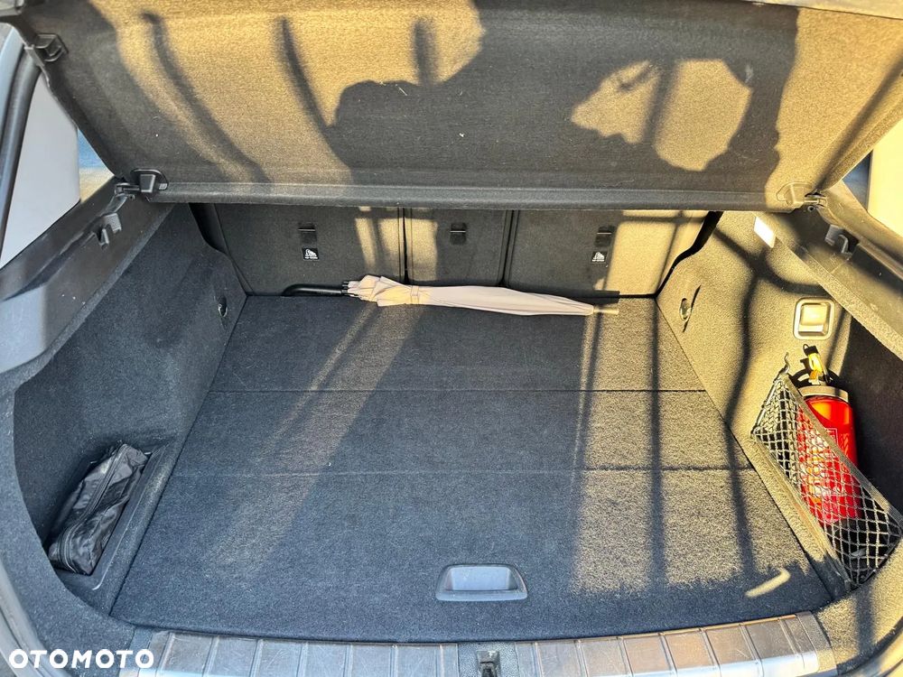 BMW X1 sDrive18i - 3