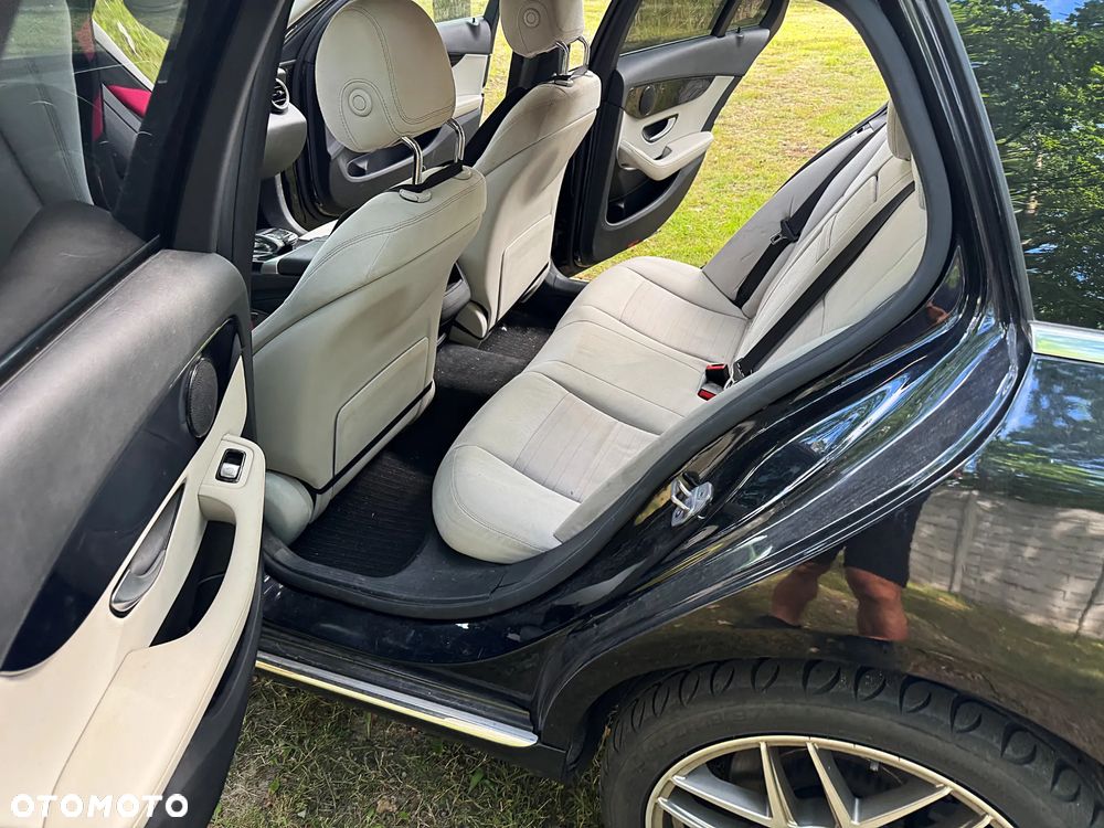 Mercedes-Benz Klasa C 220 d 4Matic 9G-TRONIC Avantgarde - 15