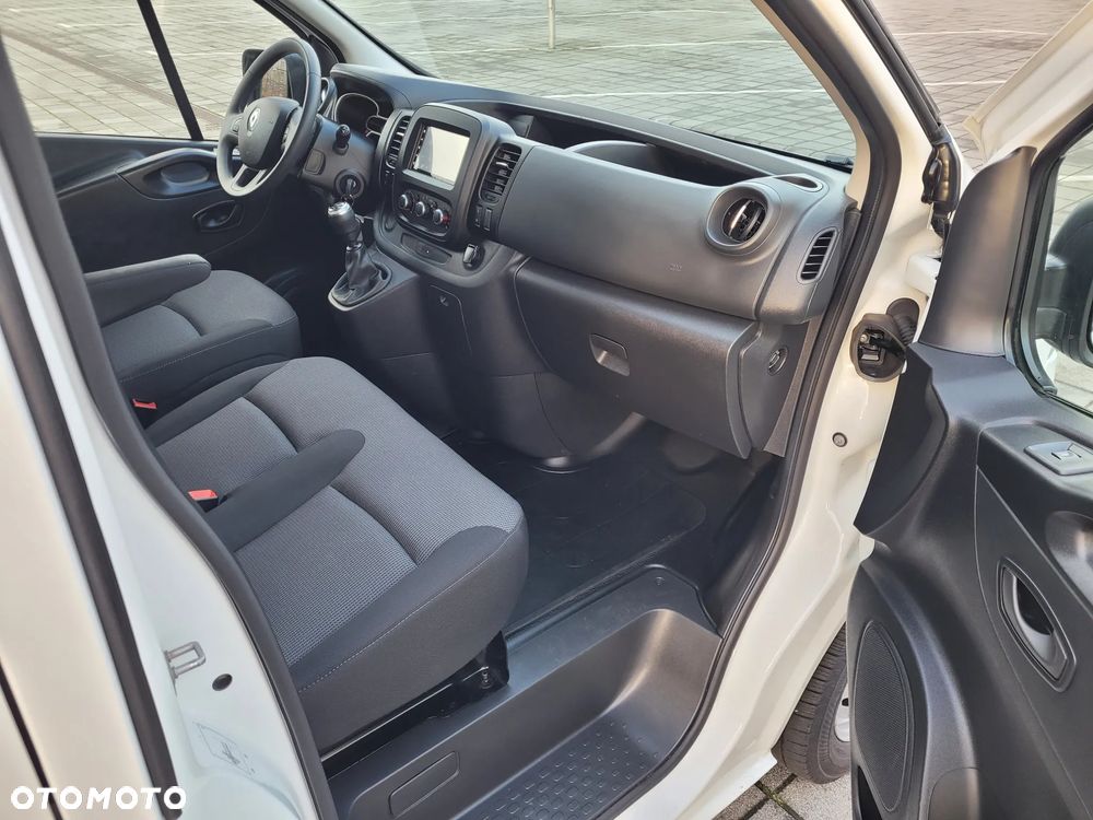 Renault Trafic LONG REGAŁ KLIMA KAMERA TEMPOMAT FV23% - 26