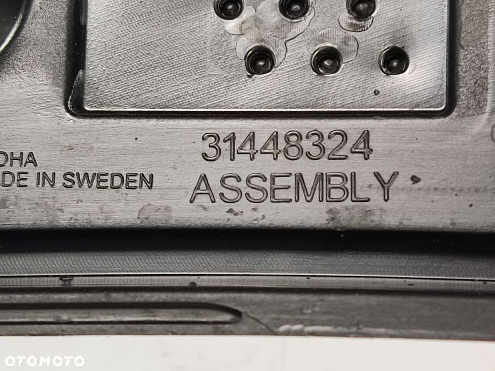 VOLVO XC40 17-21r Listwa Błotnika Przód Prawy i Lewy - 3