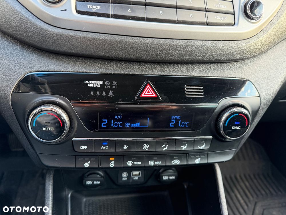 Hyundai Tucson 1.6 GDI BlueDrive Comfort 2WD - 24