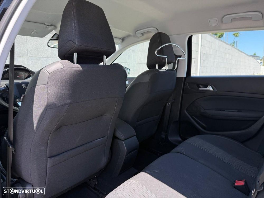 Peugeot 308 SW 1.5 BlueHDi Style EAT8 - 16
