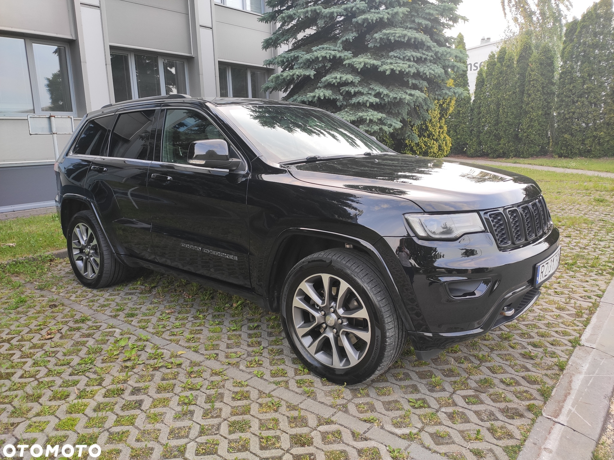 Jeep Grand Cherokee 5.7 V8 Overland - 6