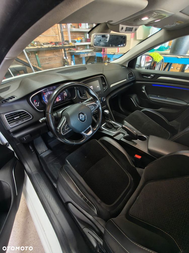 Renault Megane 1.5 dCi Intens - 10