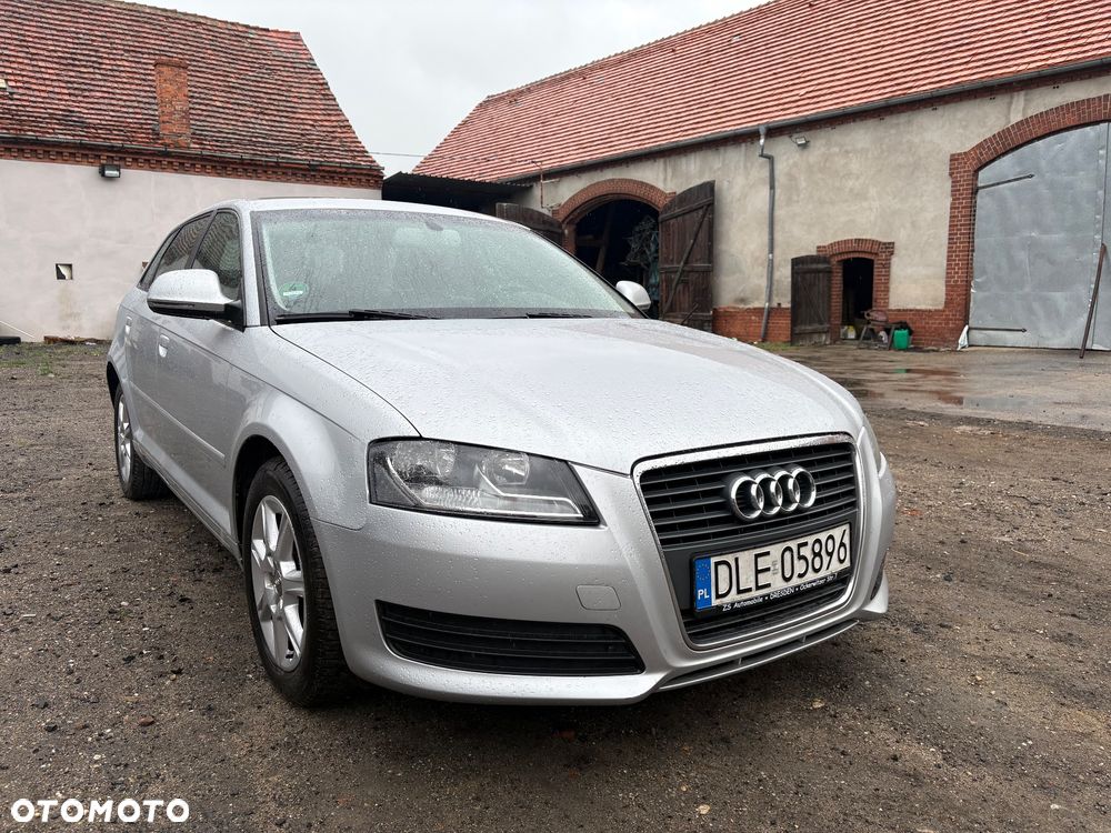 Audi A3 Sportback 1.8 TFSI Attraction - 3