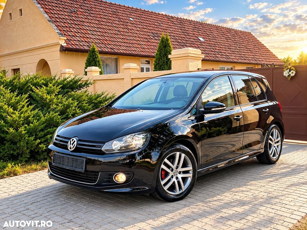 Volkswagen Golf - 1