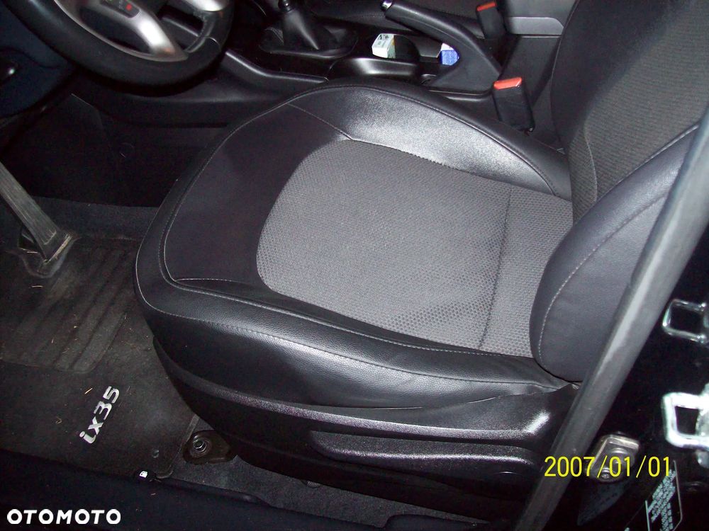Hyundai ix35 - 24