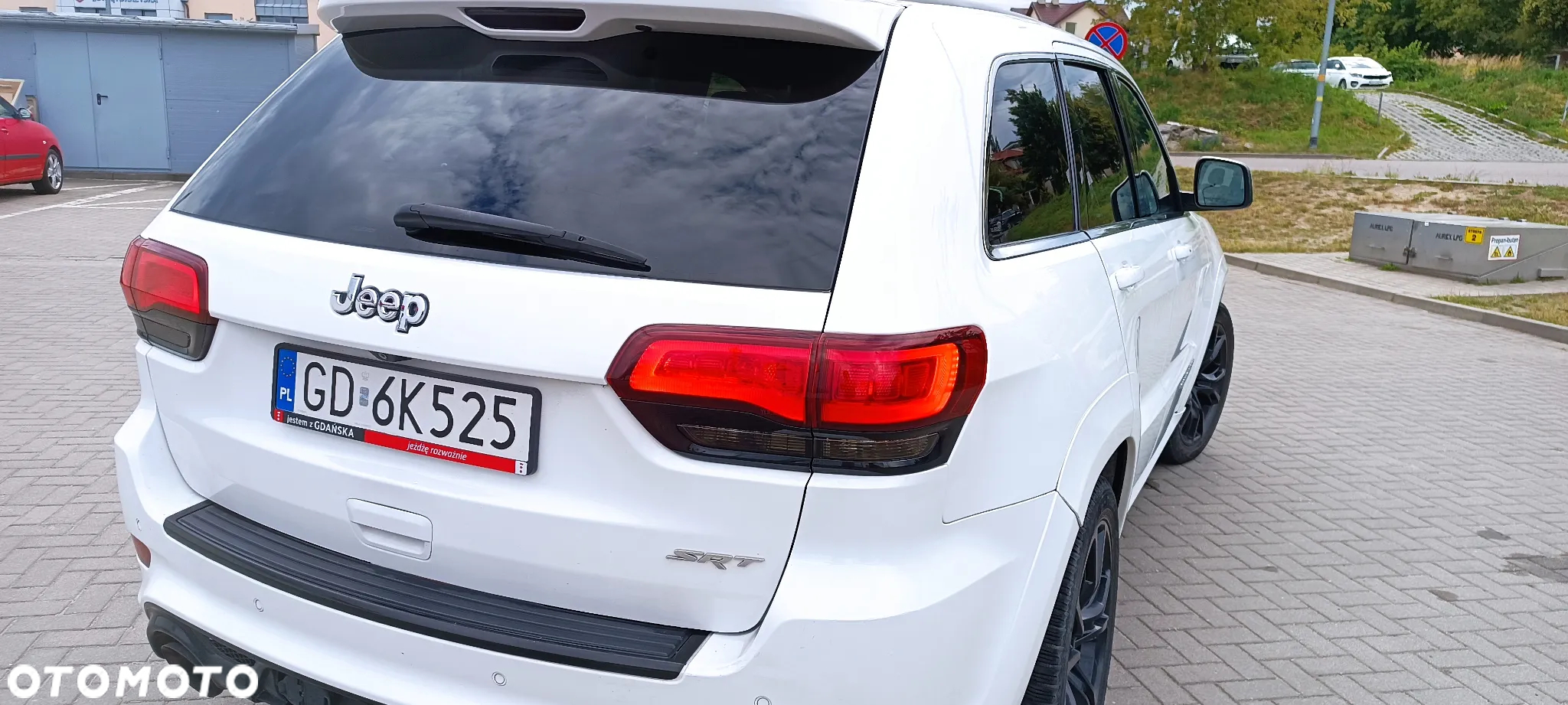 Jeep Grand Cherokee 6.4 V8 SRT8 - 2