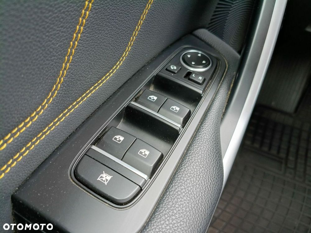 Kia XCeed - 25