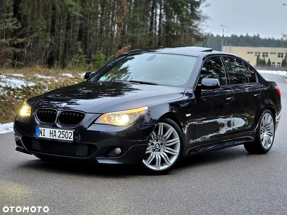 BMW Seria 5 530d Sport-Aut Edition Sport - 2