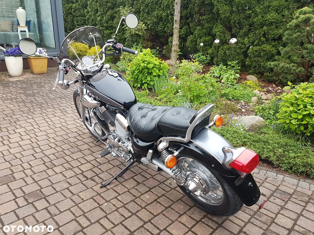 Yamaha XV - 17