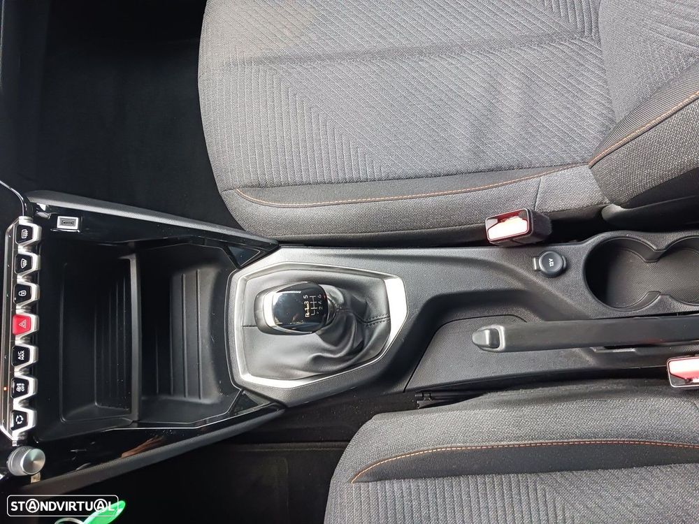 Peugeot 2008 1.2 PureTech Style - 22