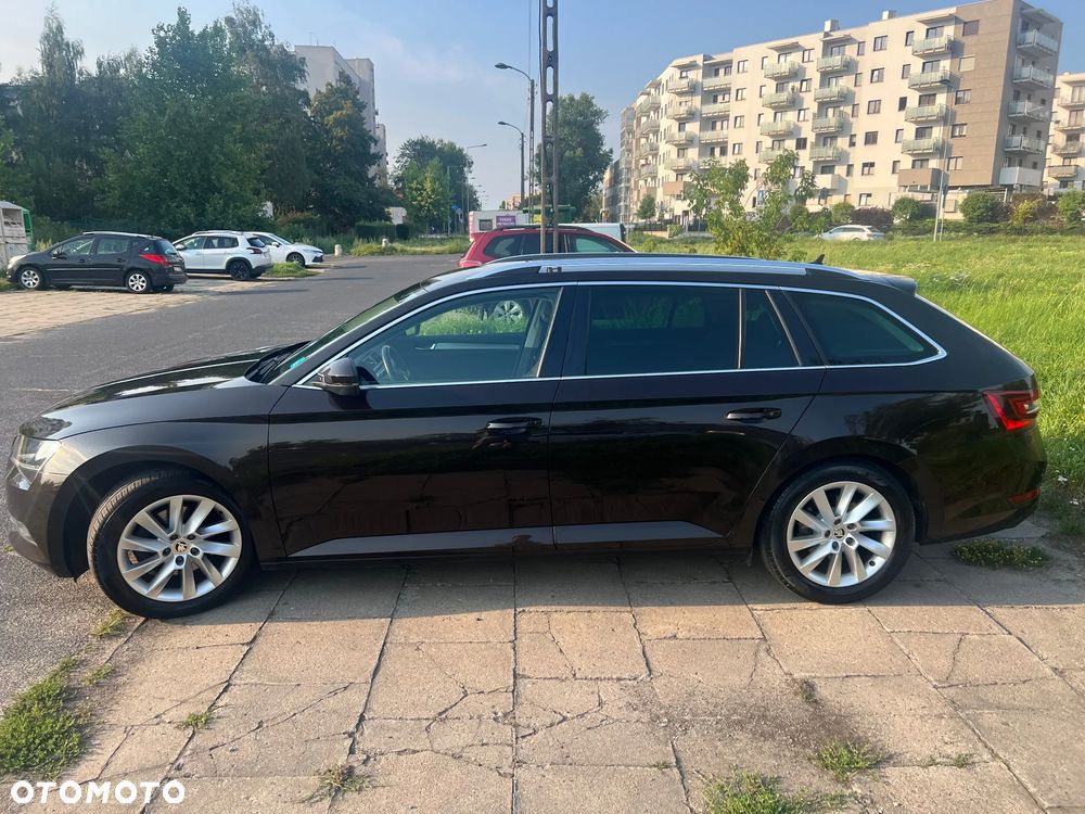 Skoda Superb 1.8 TSI Ambition DSG - 5