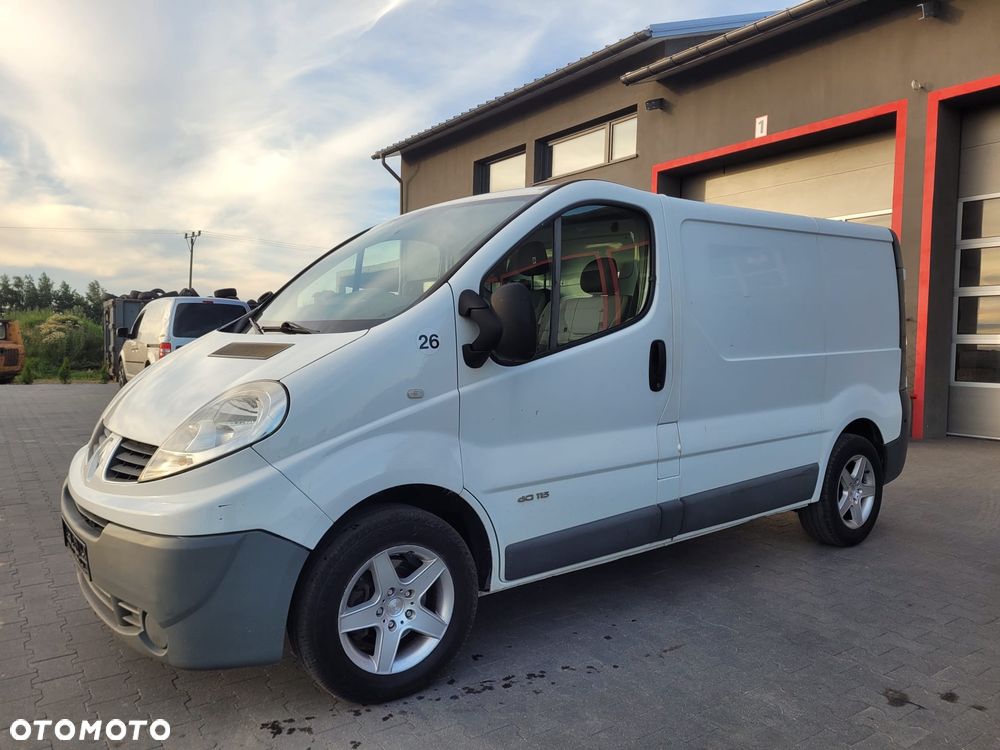 Renault Trafic - 2