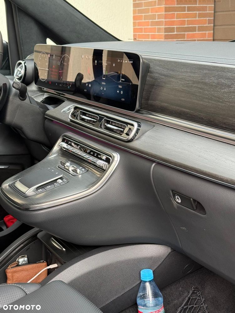 Mercedes-Benz Klasa V 300 d 4-Matic 9G-Tronic Exclusive (ekstra d³) - 12