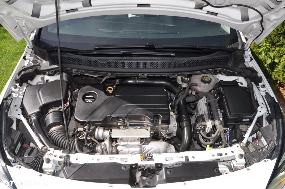 Opel Astra 1.4 Turbo Active - 15