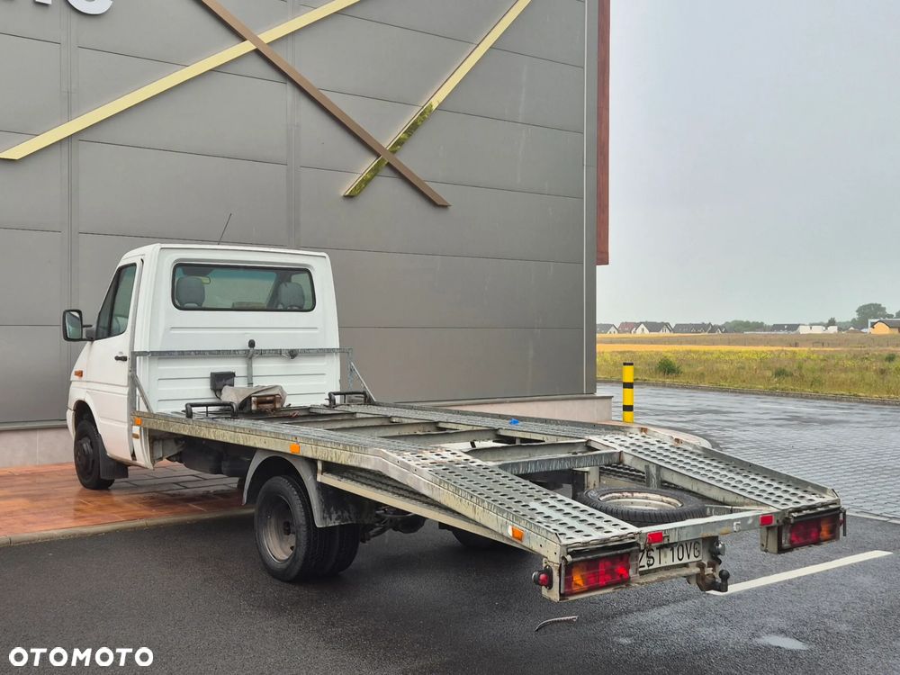 Mercedes-Benz Sprinter - 6