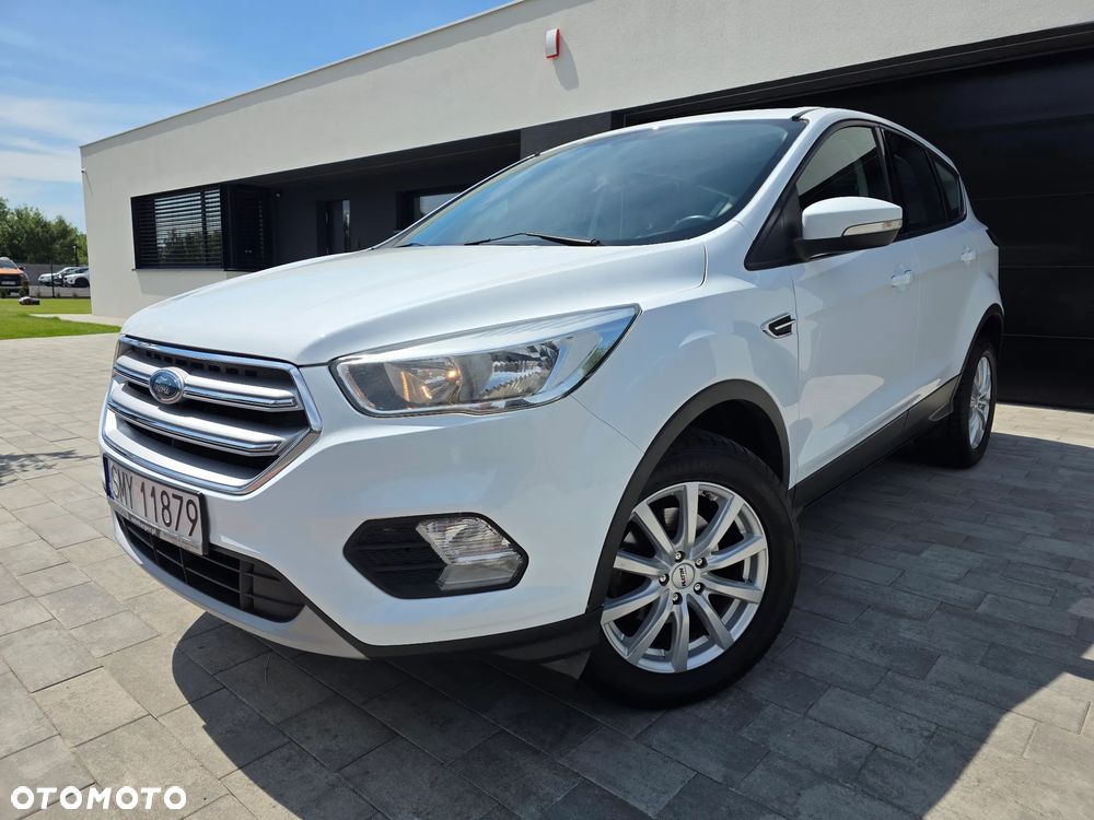 Ford Kuga 1.5 EcoBoost 2x4 Trend - 1
