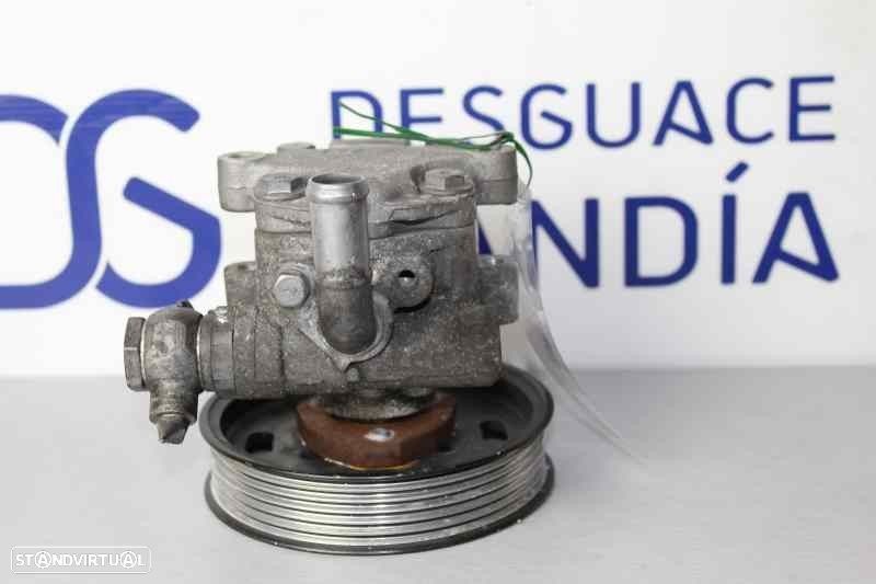 BOMBA DIREÇÃO VOLKSWAGEN CADDY III BREAK FAMILIAR 2010 -2K0422154A - 2