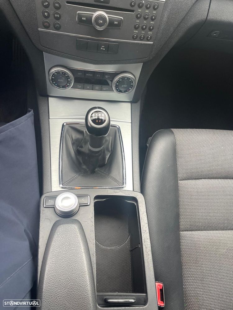 Mercedes-Benz C 220 CDi Avantgarde BlueEfficiency - 11