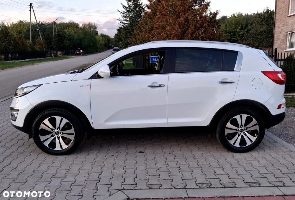 Kia Sportage 2.0 CRDI 4WD Automatik Dream-Team Edition - 4