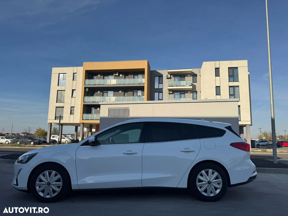 Ford Focus Turnier 1.5 EcoBlue Start-Stopp-System Aut. TITANIUM DESIGN - 19