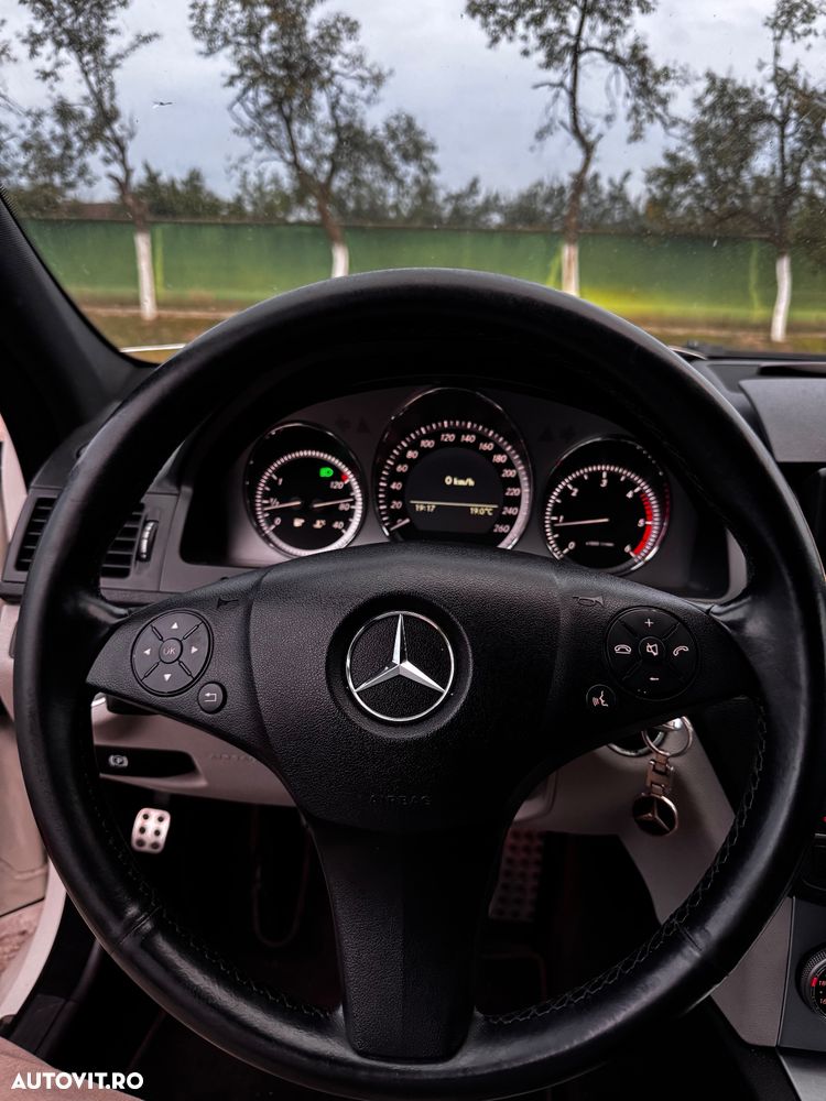 Mercedes-Benz C - 6