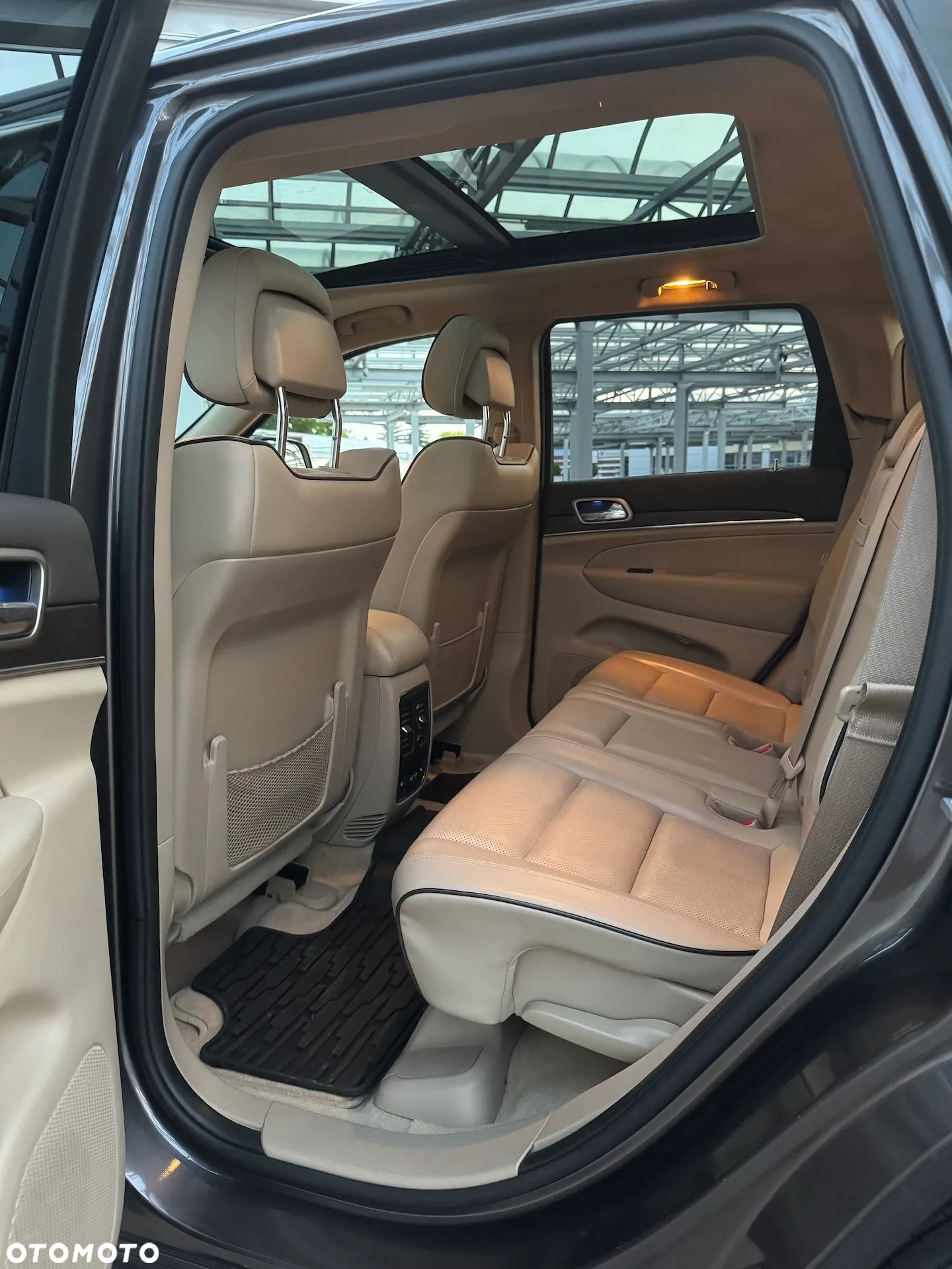 Jeep Grand Cherokee 3.0 CRD Overland - 10