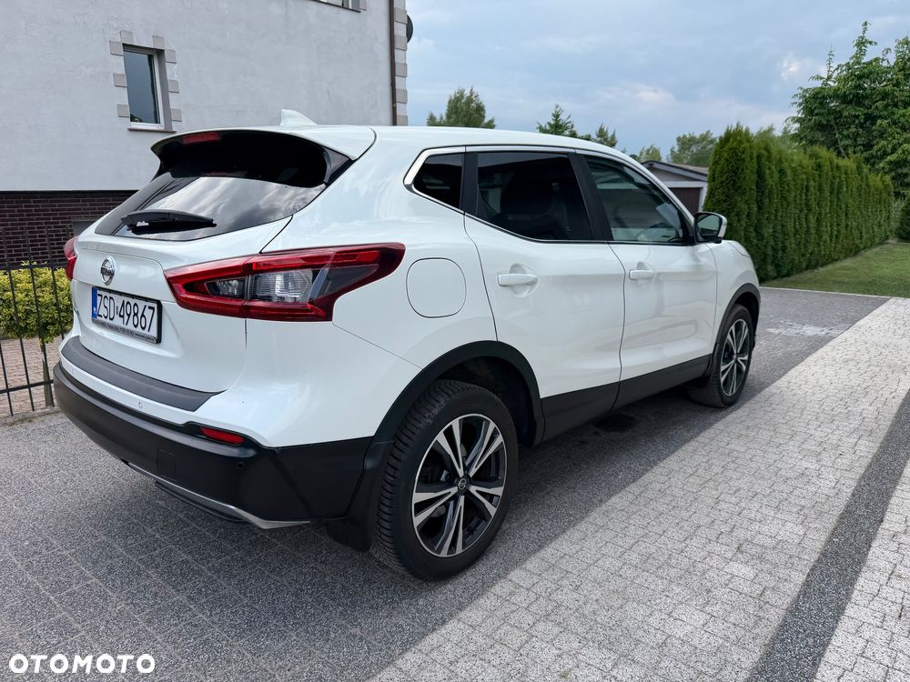 Nissan Qashqai 1.5 dCi N-Connecta - 21