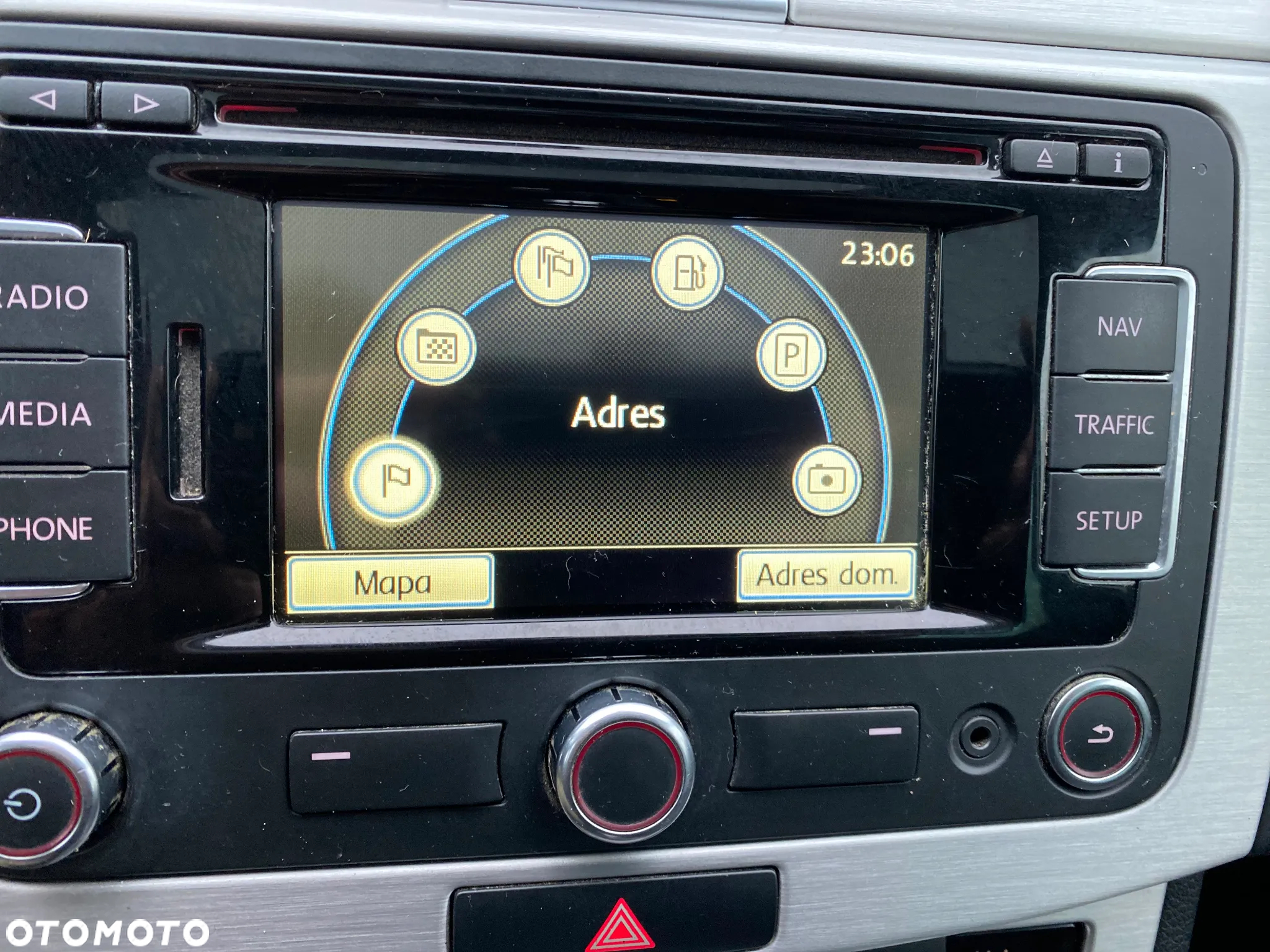 Volkswagen Passat Variant 2.0 TDI DSG BlueMotion Technology Comfortline - 35