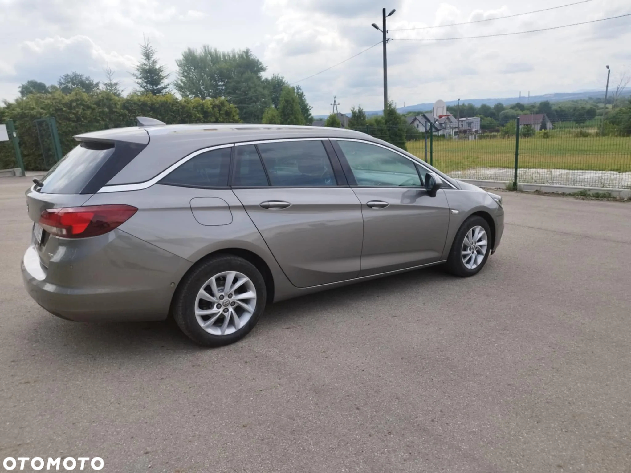 Opel Astra 1.4 Turbo Sports Tourer Business - 3