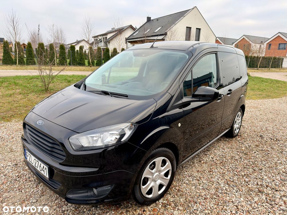 Ford Tourneo Courier 1.0 EcoBoost Titanium - 1
