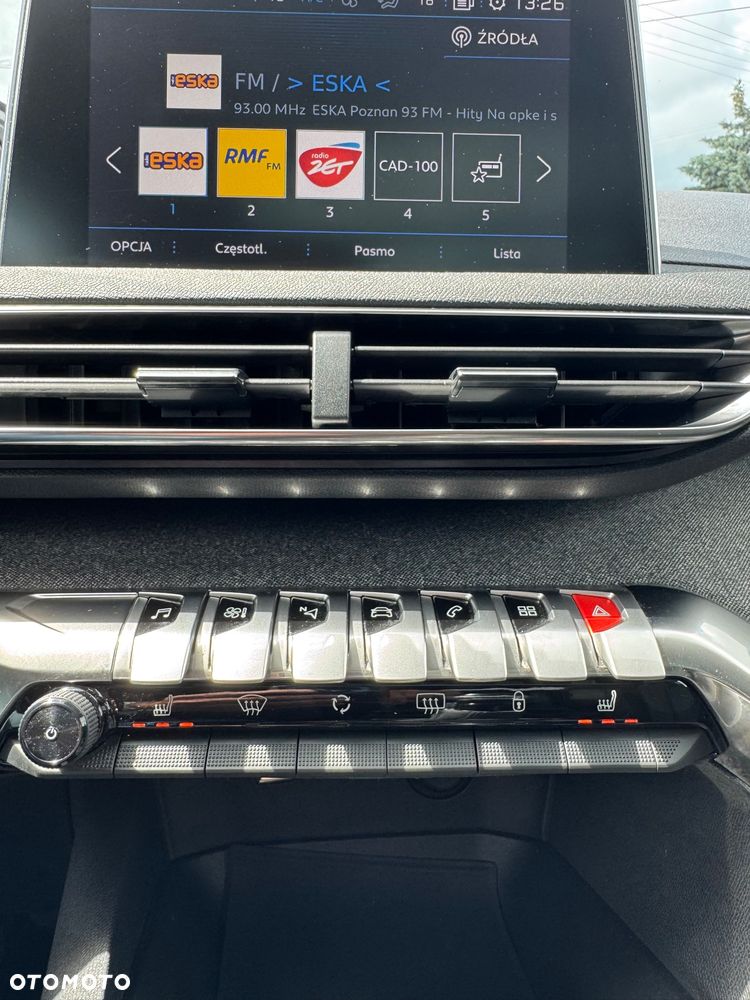 Peugeot 3008 BlueHDi 130 Stop & Start Allure Business-Paket - 24