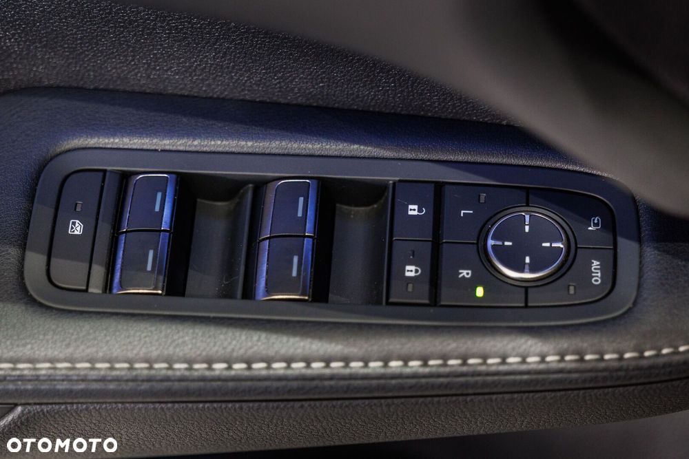 Lexus RX 450h+ F Sport Design - 26