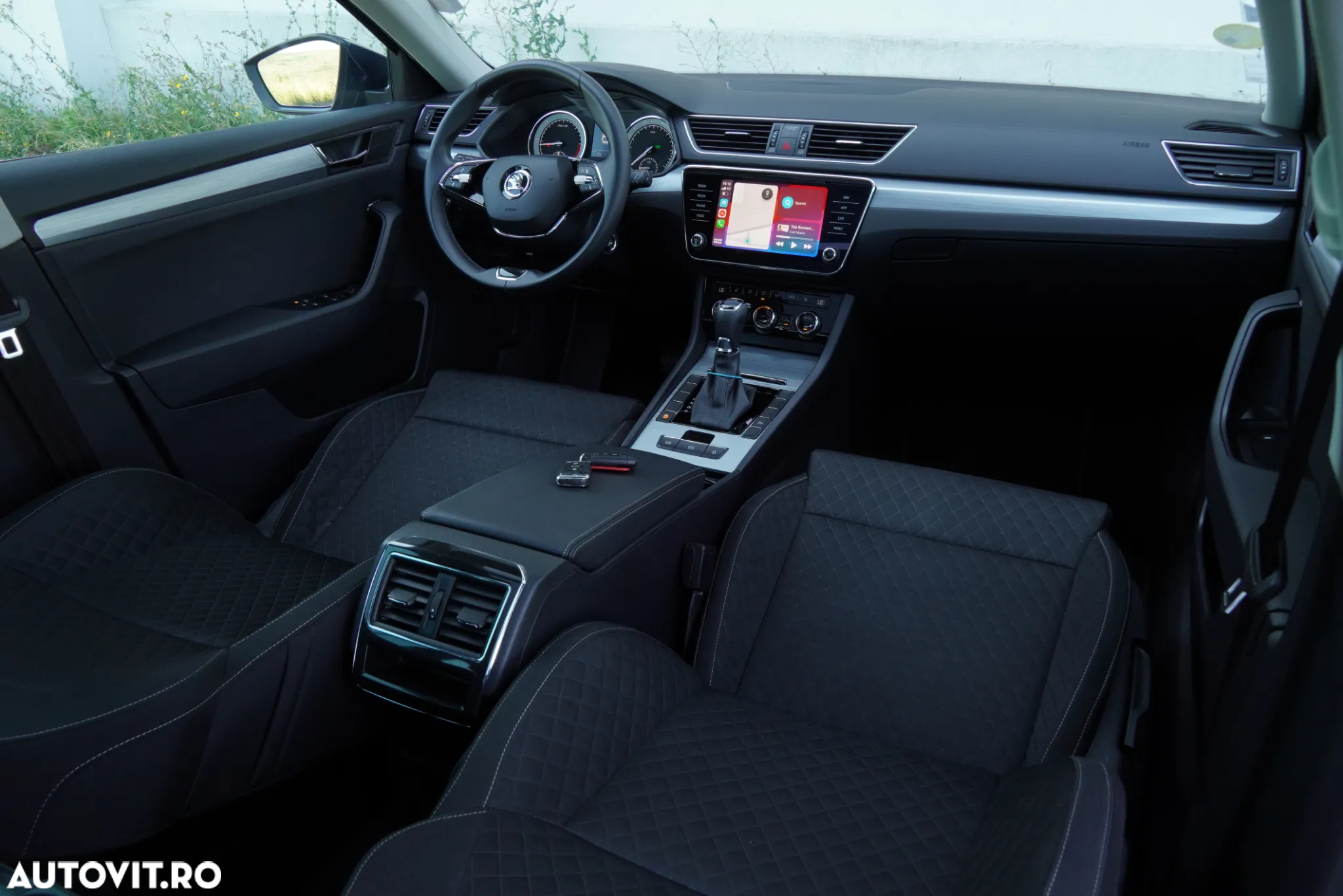 Skoda Superb Combi 2.0 TDI DSG Style - 11