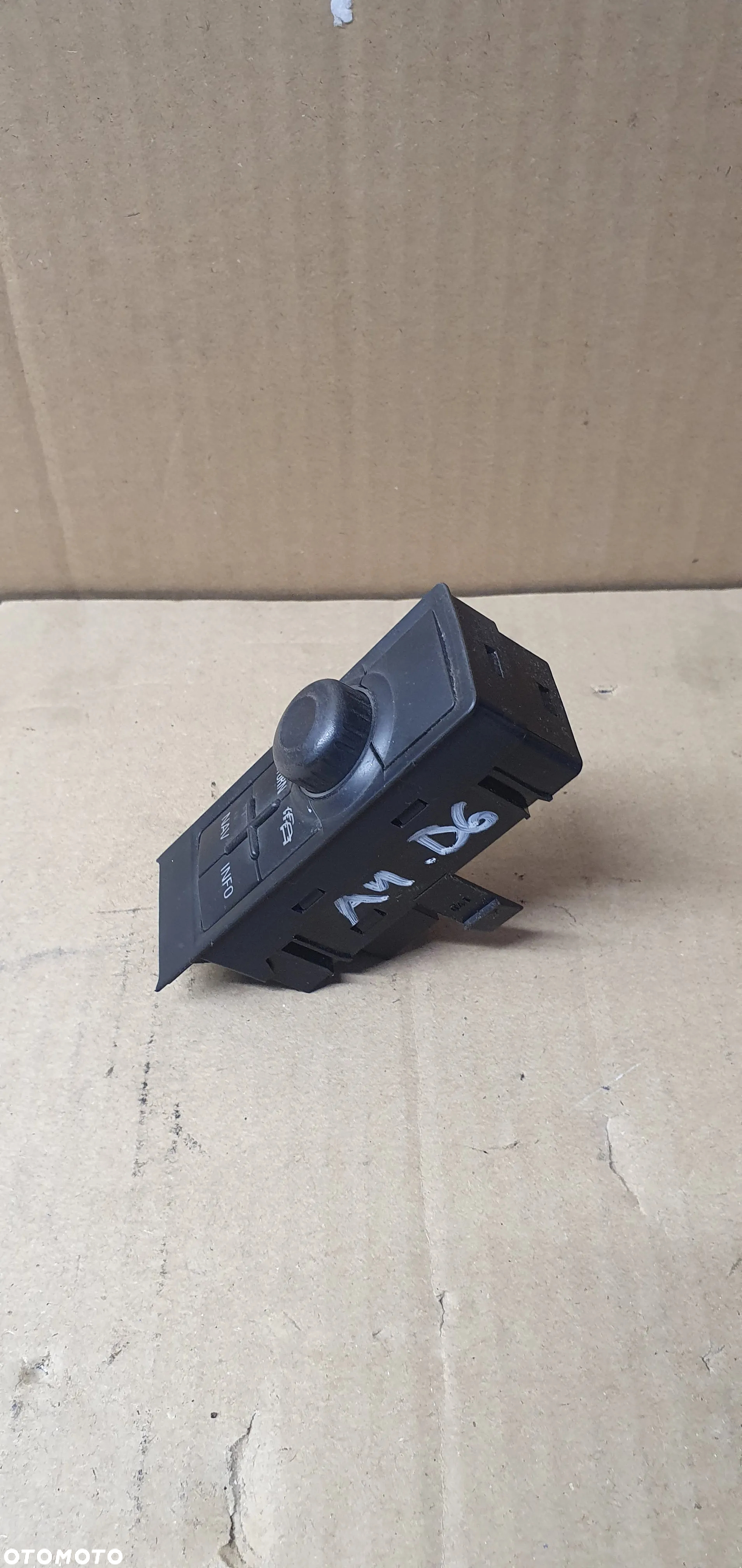 Panel sterowania nawigacji NAVI Audi A4 B6 8E0919721 - 3