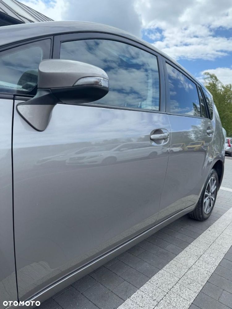 Toyota Corolla Verso - 15