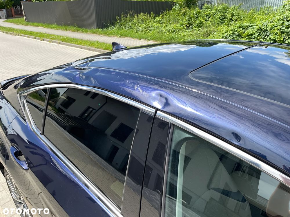 Lexus ES 300h Business Edition - 21