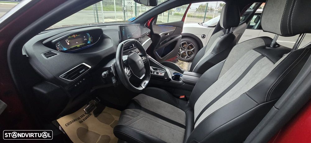 Peugeot 3008 1.6 Hybrid GT Pack e-EAT8 - 11