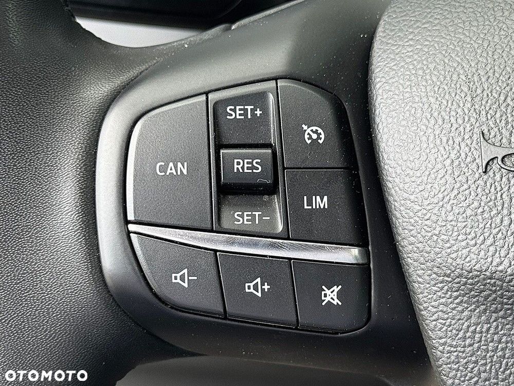 Ford Focus 1.0 EcoBoost Titanium - 20