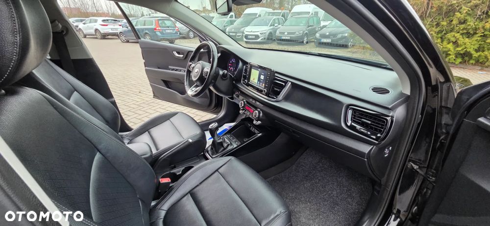Kia Rio 1.0 T-GDI 120 Platinum Edition - 38