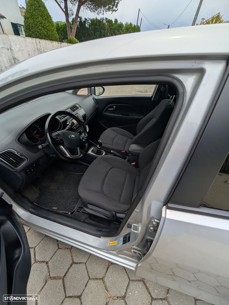 Kia Rio 1.1 CRDi Prime Edition - 23