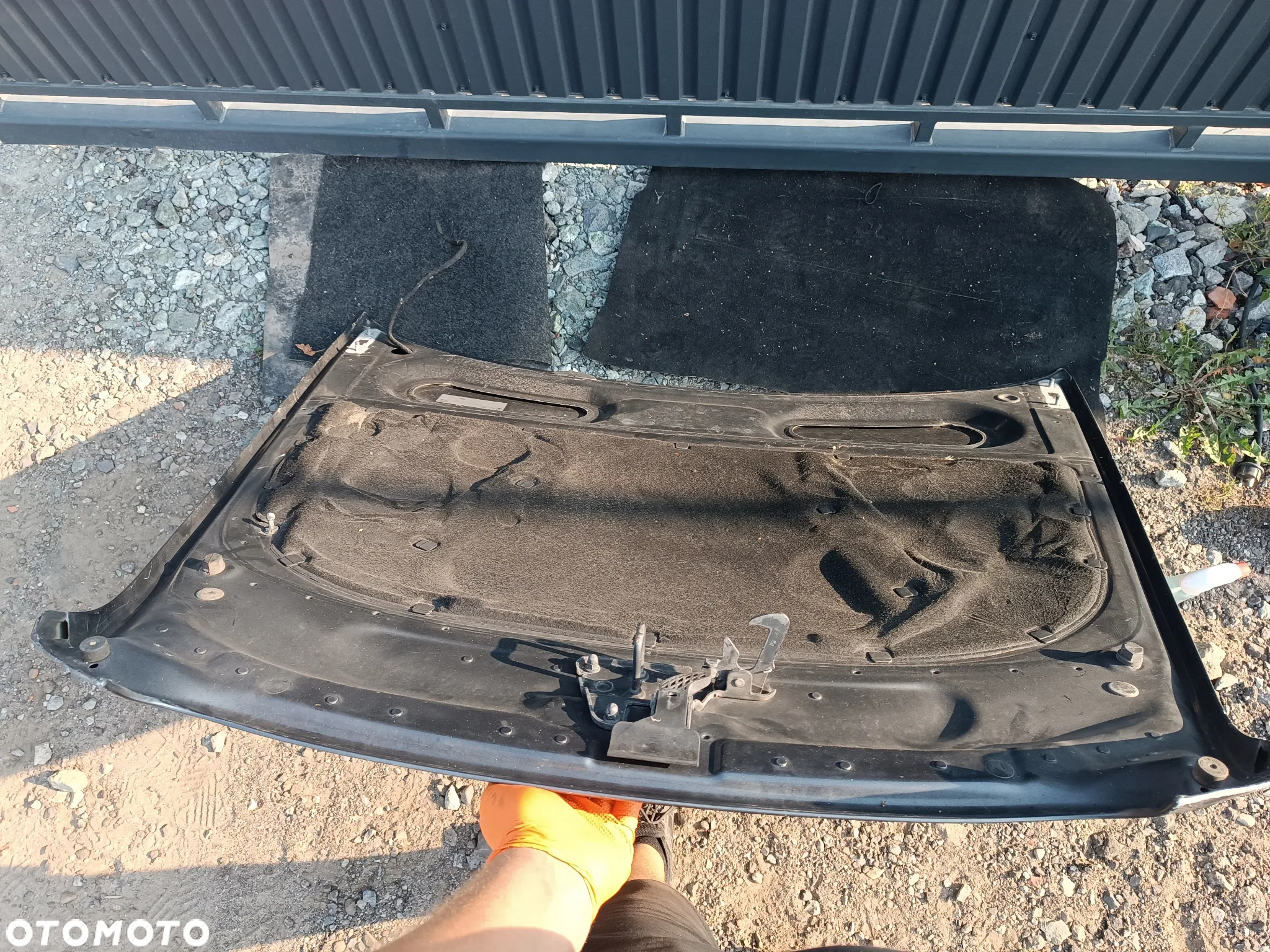 MASKA POKRYWA SILNIKA AUDI A6 C6 - 10