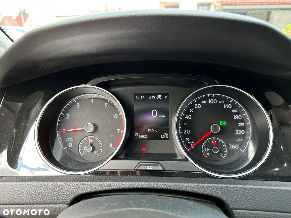 Volkswagen Golf - 9