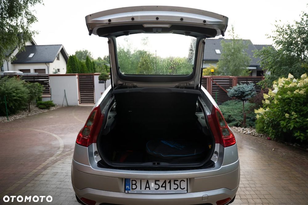 Citroën C4 1.6 16V VTR Pack - 10