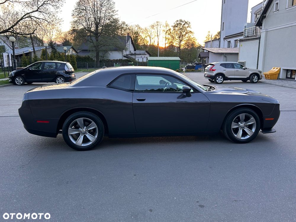 Dodge Challenger Automatik SXT Plus - 23