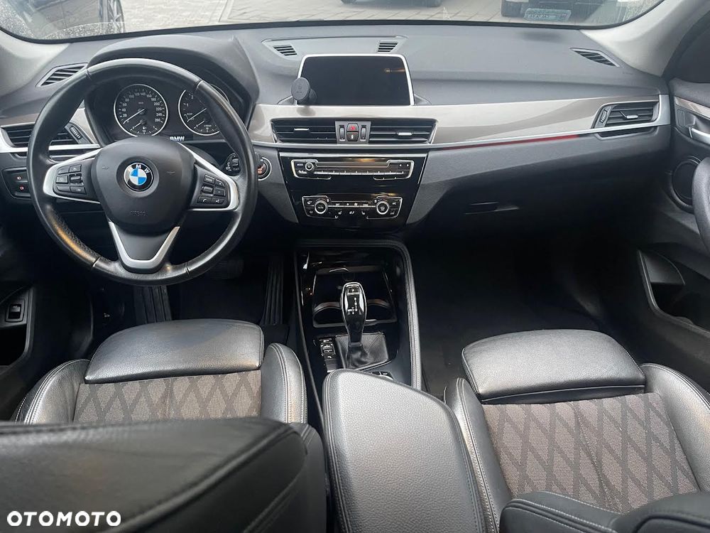 BMW X1 sDrive18i Advantage - 21