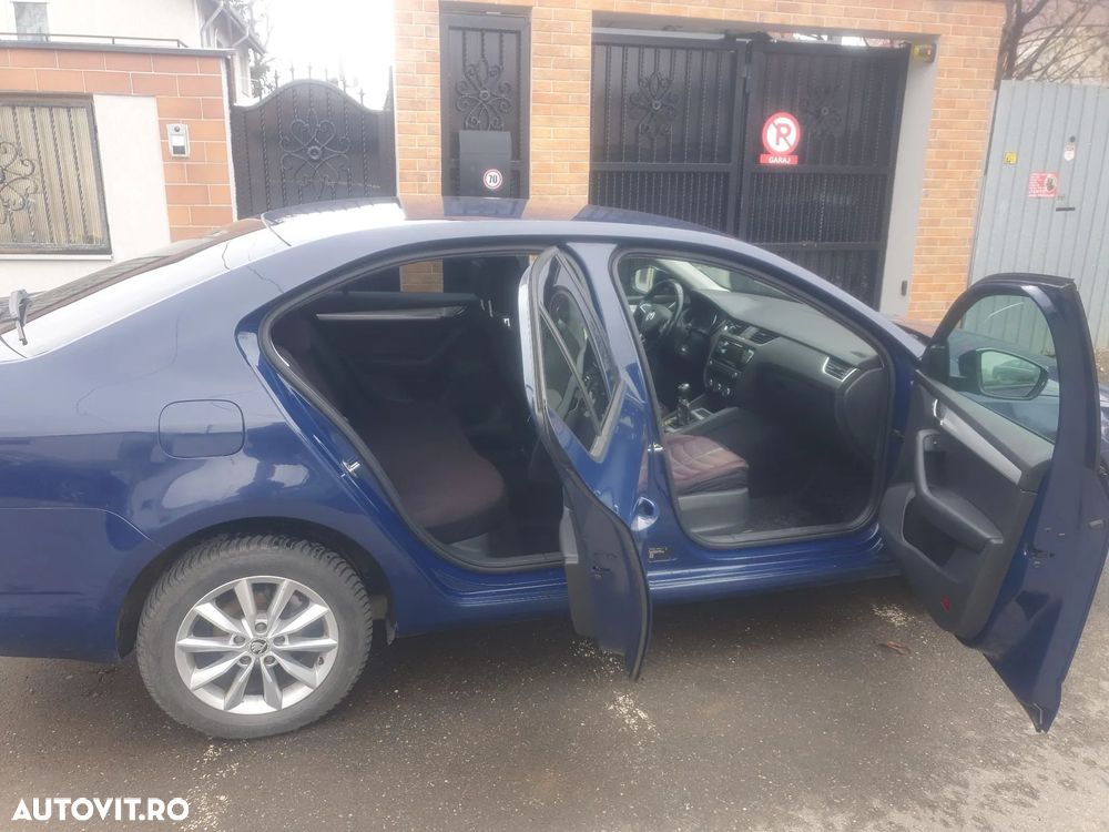Skoda Octavia 1.6 TDI AMBITION - 15