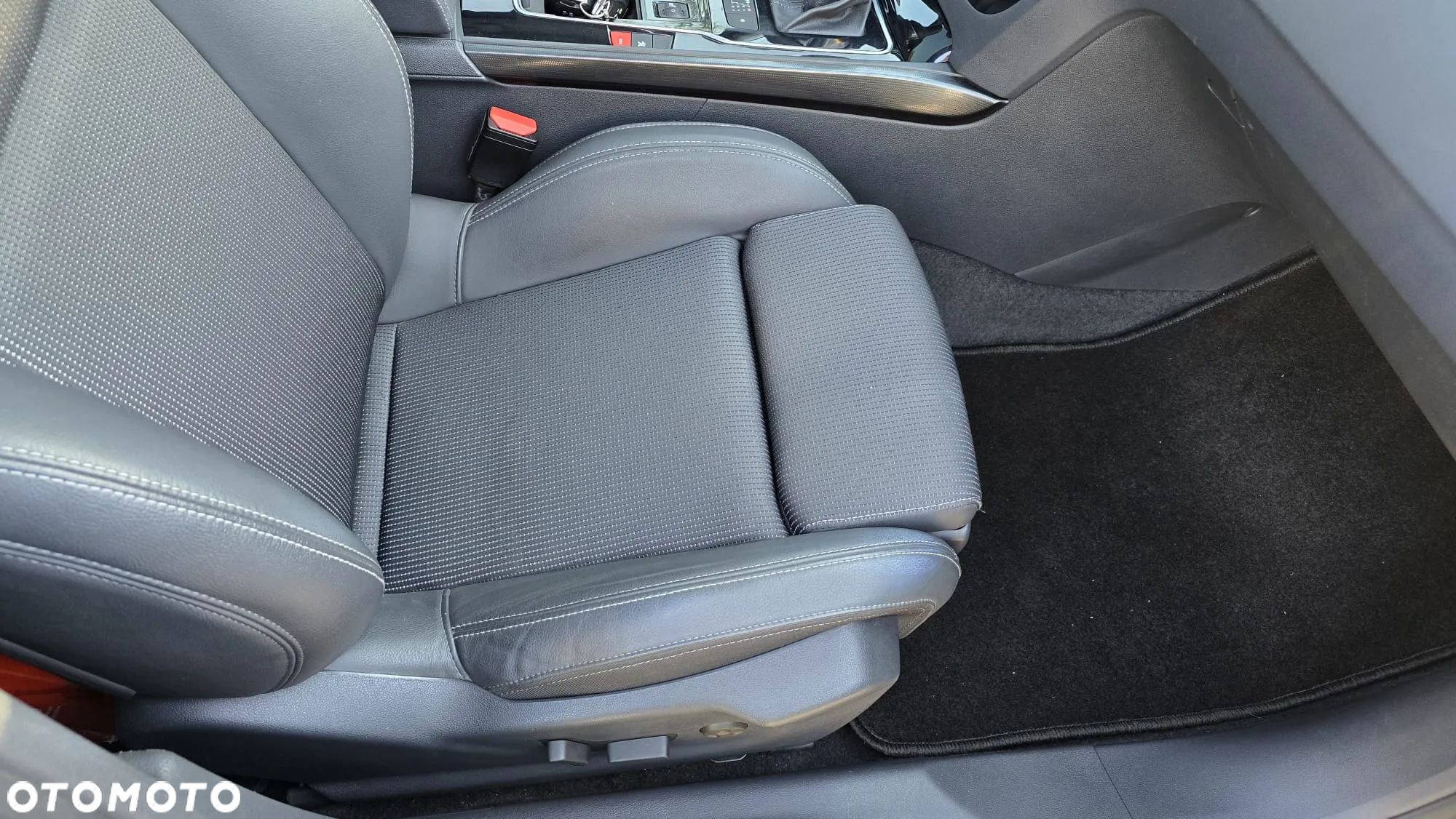 Peugeot 508 RXH BlueHDi 180 EAT6 Stop&Start - 26